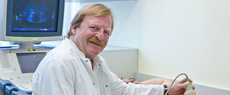 Hohe Auszeichnung: Prof. Gustav Fraedrich zum Ehrenmitglied der Amerikanischen Gesellschaft für Gefäßchirurgie ernannt
