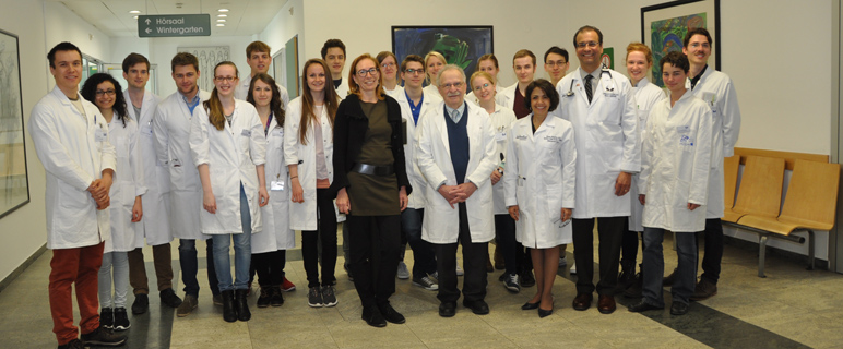„Bedside-Teaching“: Professor:innen der Harvard Medical School zu Gast in Innsbruck