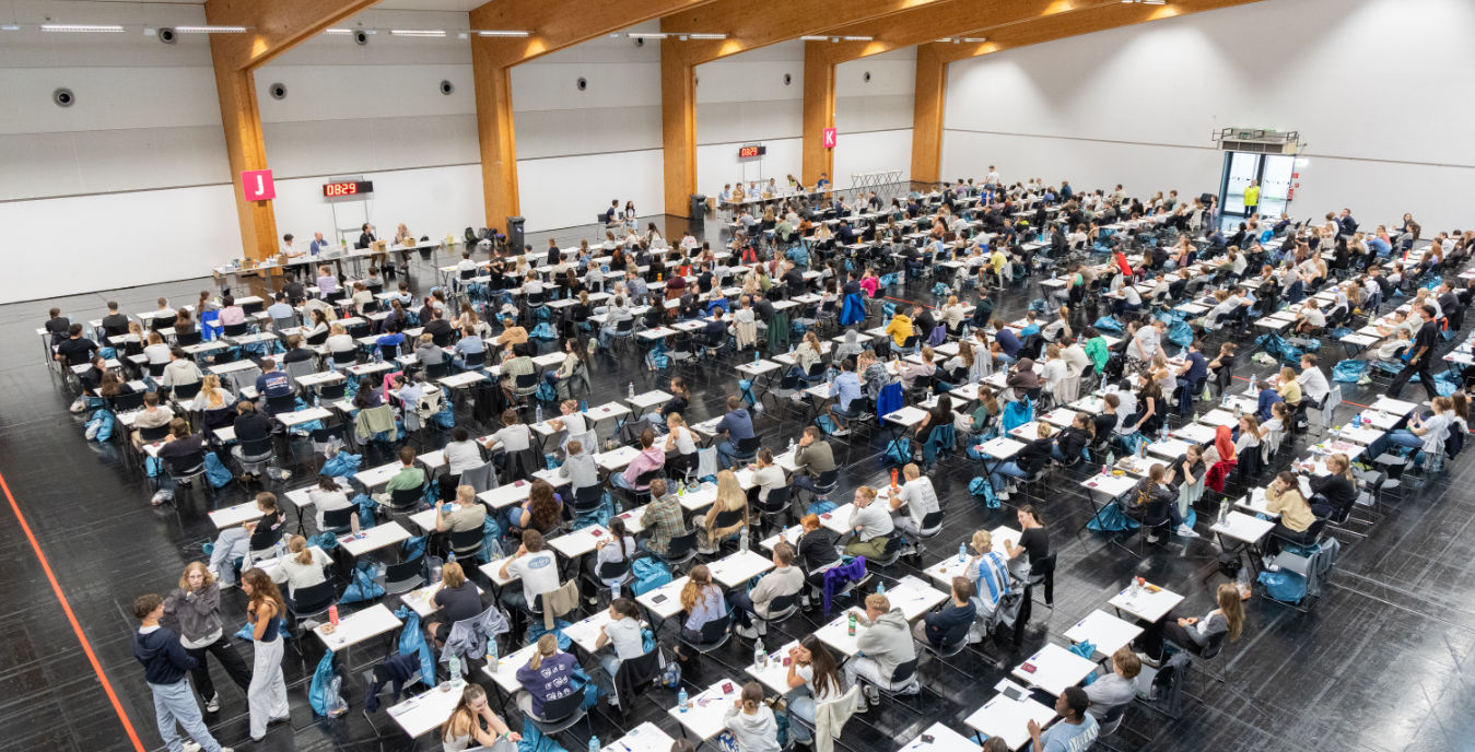 Aufnahmeverfahren zum Medizinstudium: 12.394 nahmen teil