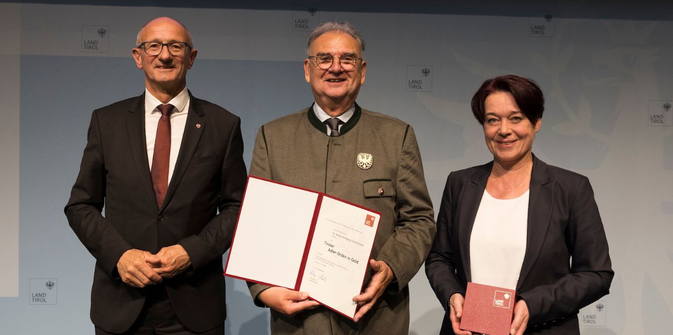 Land Tirol würdigte Rektor Fleischhacker mit Tiroler Adler Orden