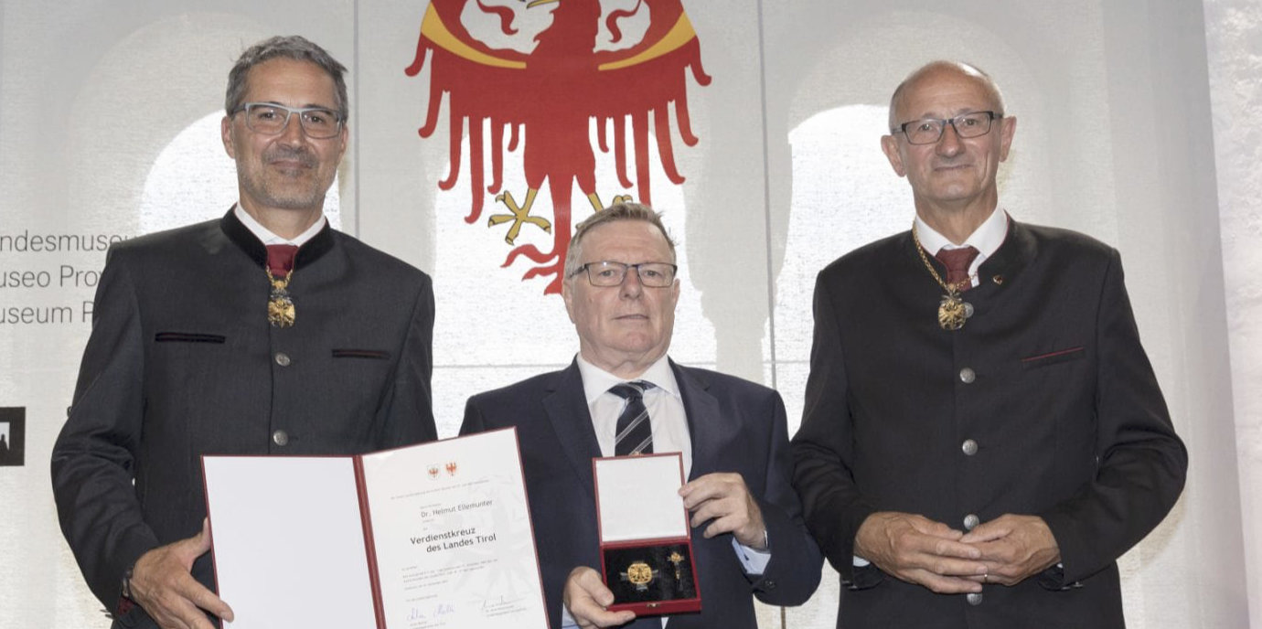 Verdienstkreuz des Landes Tirol für Helmut Ellemunter