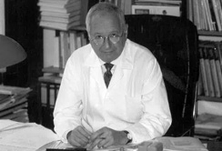 Nachruf Univ.-Prof. Dr. Franz Gschnitzer